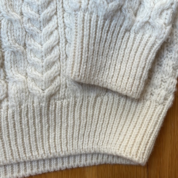 100% Irish Wool Sweater - Picture 2 of 7